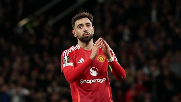 United star Fernandes' sparkling season attracts Saudi interest; coach Amorim insists midfielder 'not going anywhere' United star Fernandes' sparkling season attracts Saudi interest; coach Amorim insists midfielder 'not going anywhere'