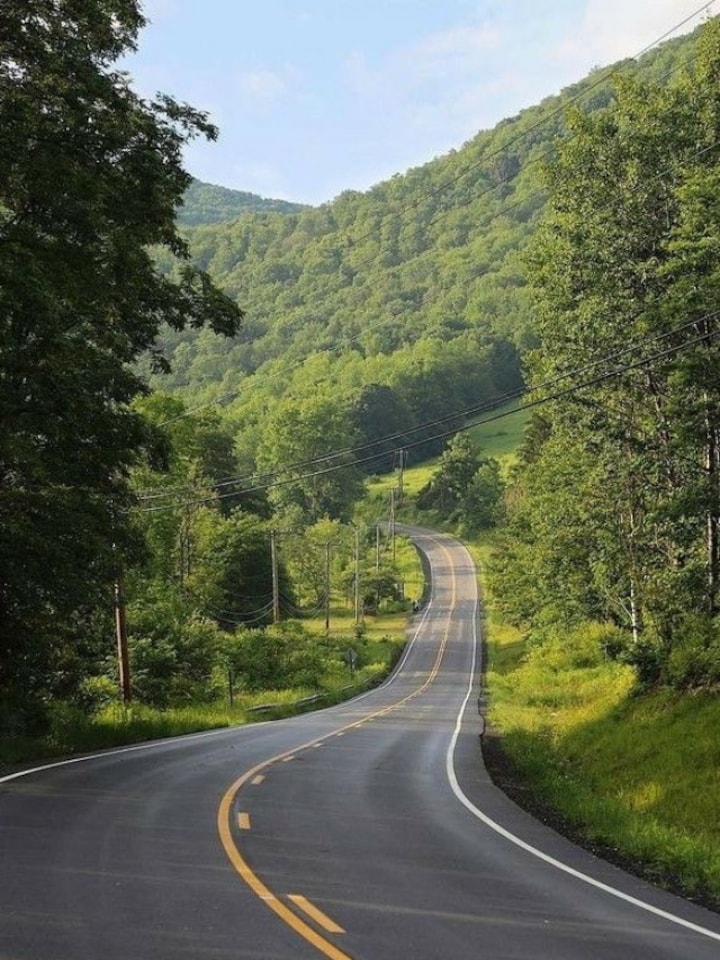 Drive with Caution: The 10 safest and most dangerous countries for road travel in 2025