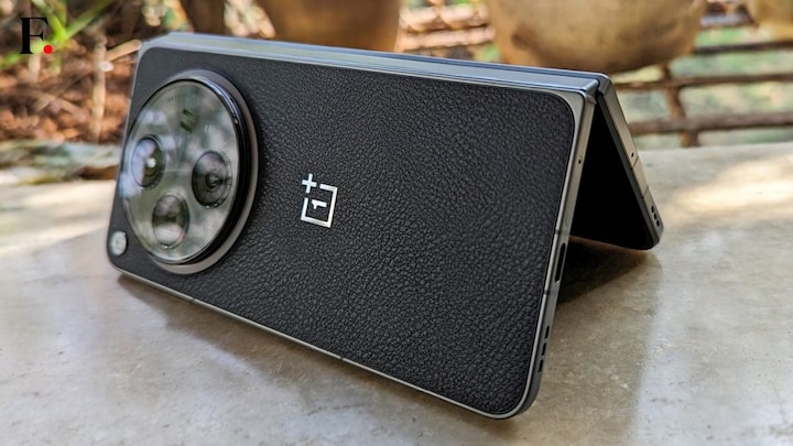 Best phones under Rs 100,000 (Dec 2024): Apple iPhone 16, Google Pixel 9 Pro to OnePlus Open