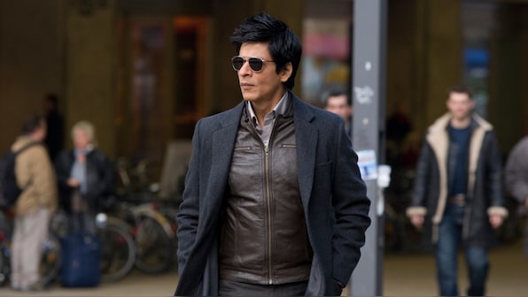 Shah Rukh Khan emerges as fourth richest actor in the world with Rs 7,400 crore net worth ahead of Met Gala 2025, beats Jackie Chan and Brad Pitt Shah Rukh Khan emerges as fourth richest actor in the world with Rs 7,400 crore net worth ahead of Met Gala 2025, beats Jackie Chan and Brad Pitt